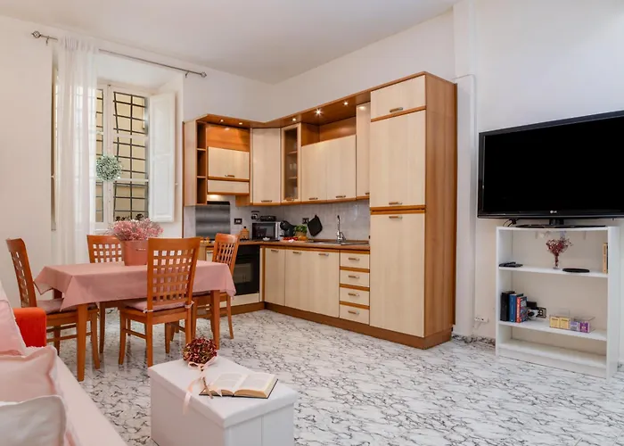 Romantica Laterano Апартаменты