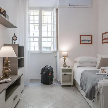 Romantica Laterano * روما